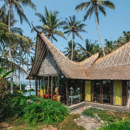 Beachfront Villa Laut Tabanan Exterior photo