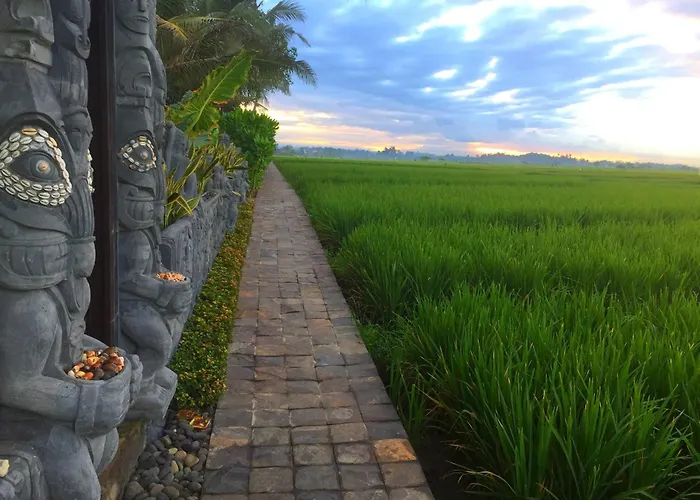 Beachfront Villa Laut Tabanan