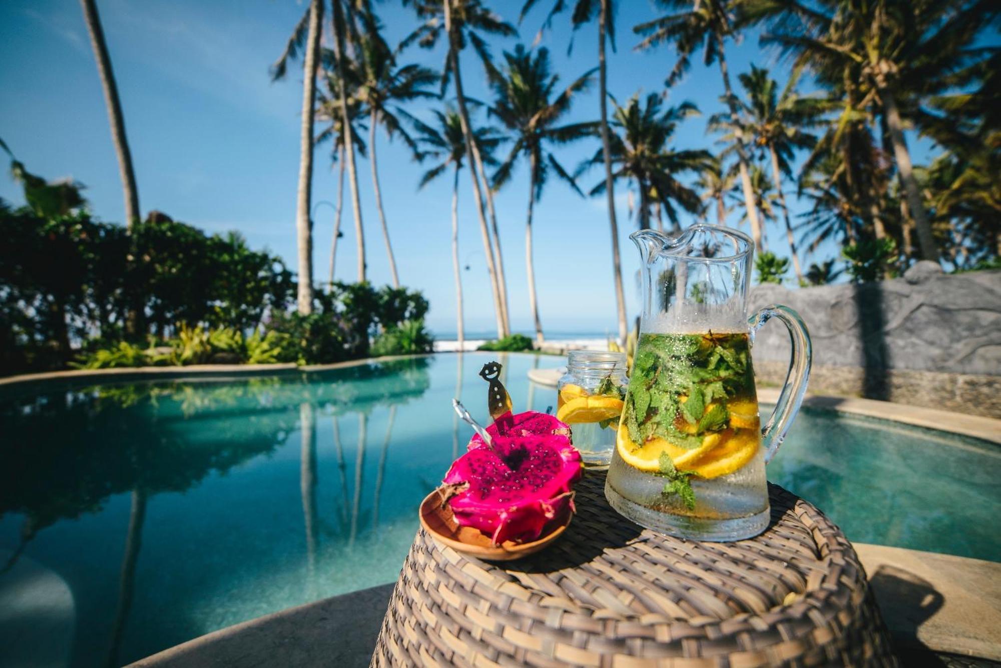 Beachfront Laut Villa