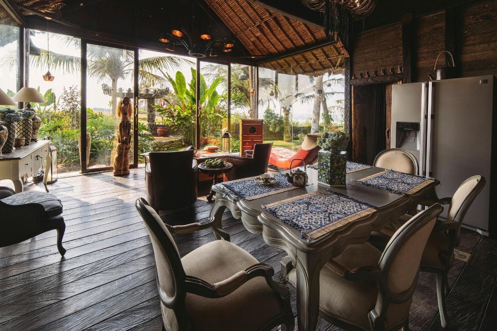 Villa Beachfront Laut