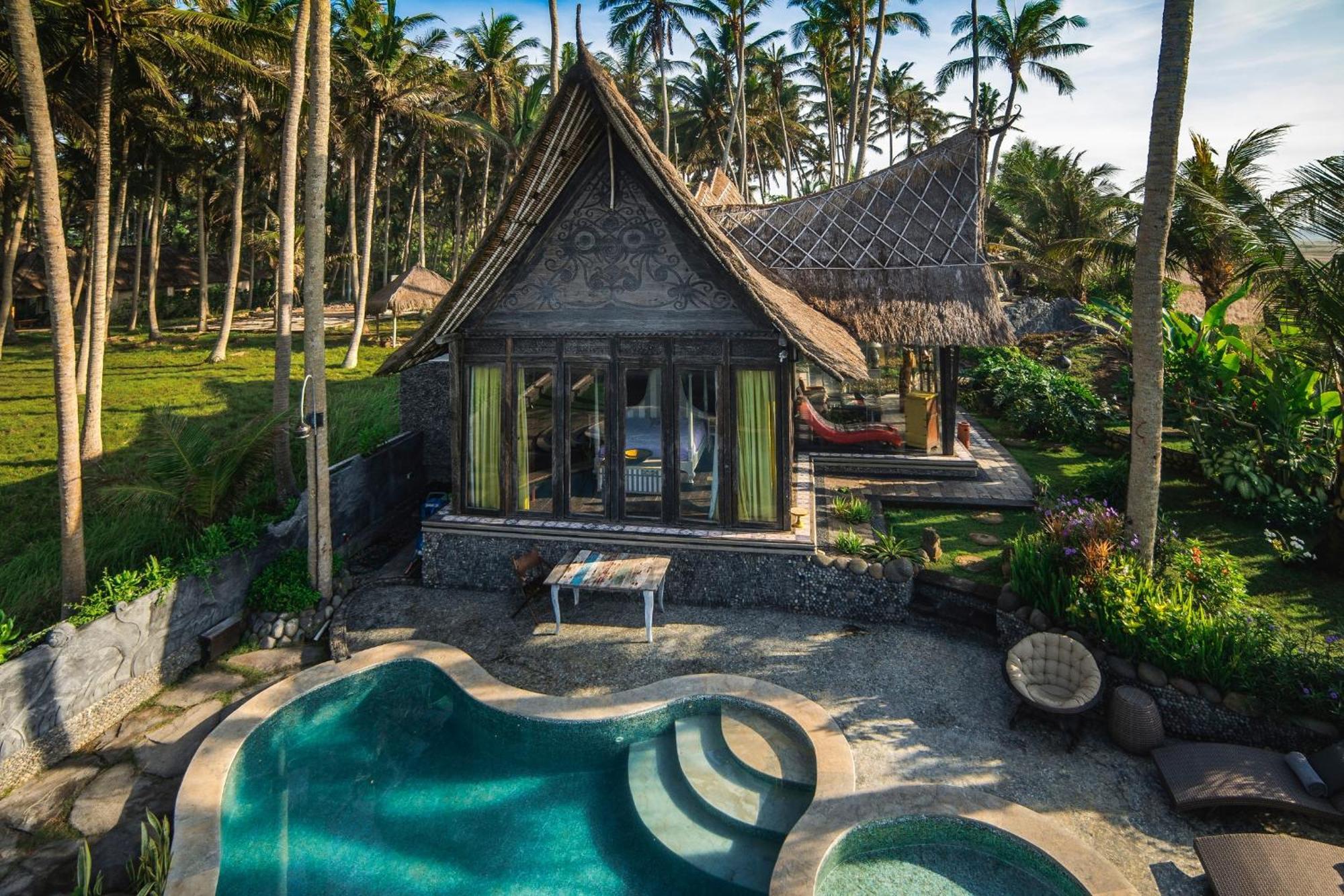 Beachfront Laut Tabanan (Bali)