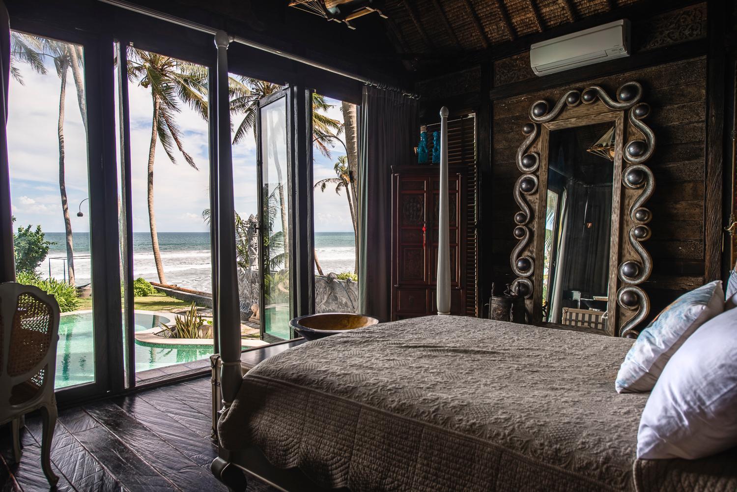 Beachfront Laut *